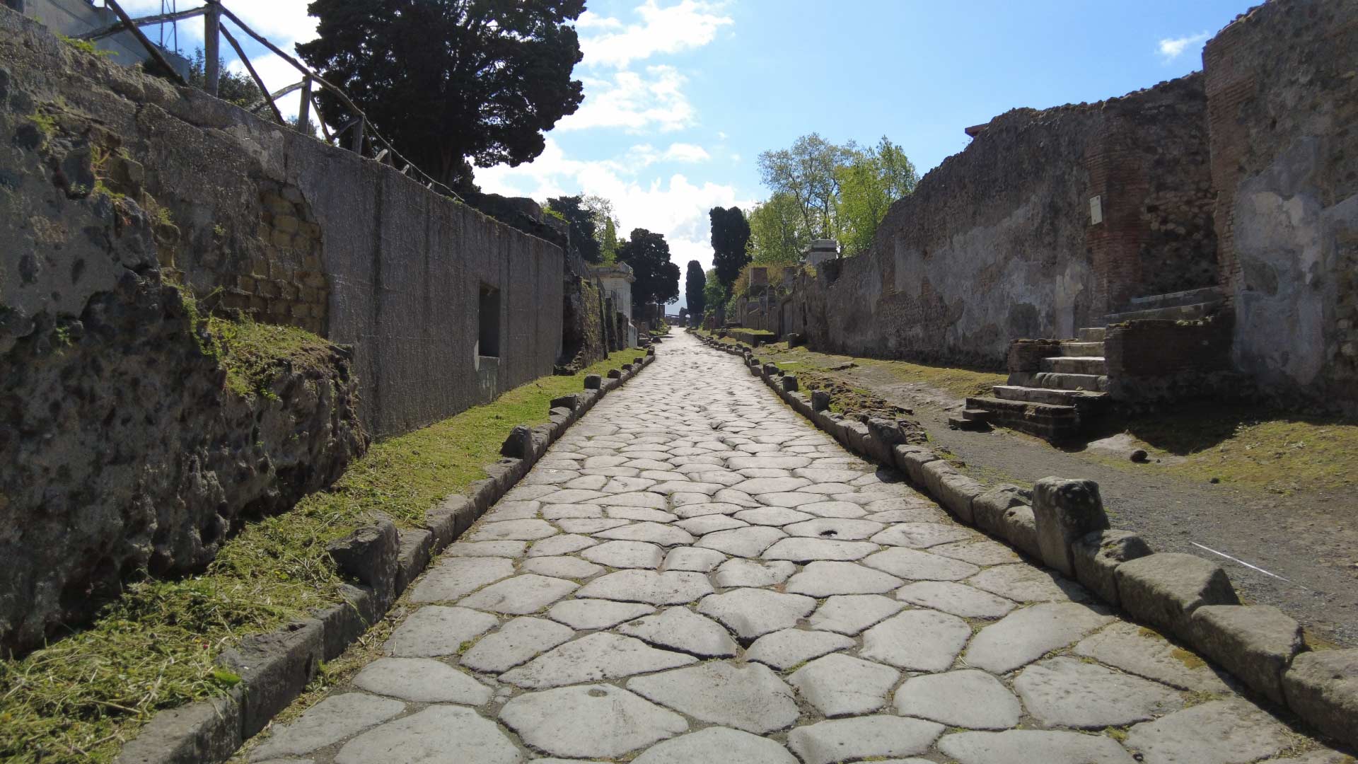 Pompeii and Positano Private Tour